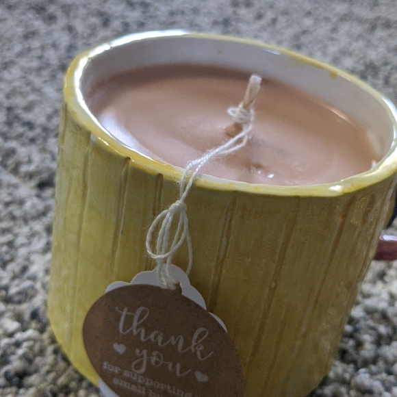 Birdhouse beeswax soy candle - Picture 7 of 8